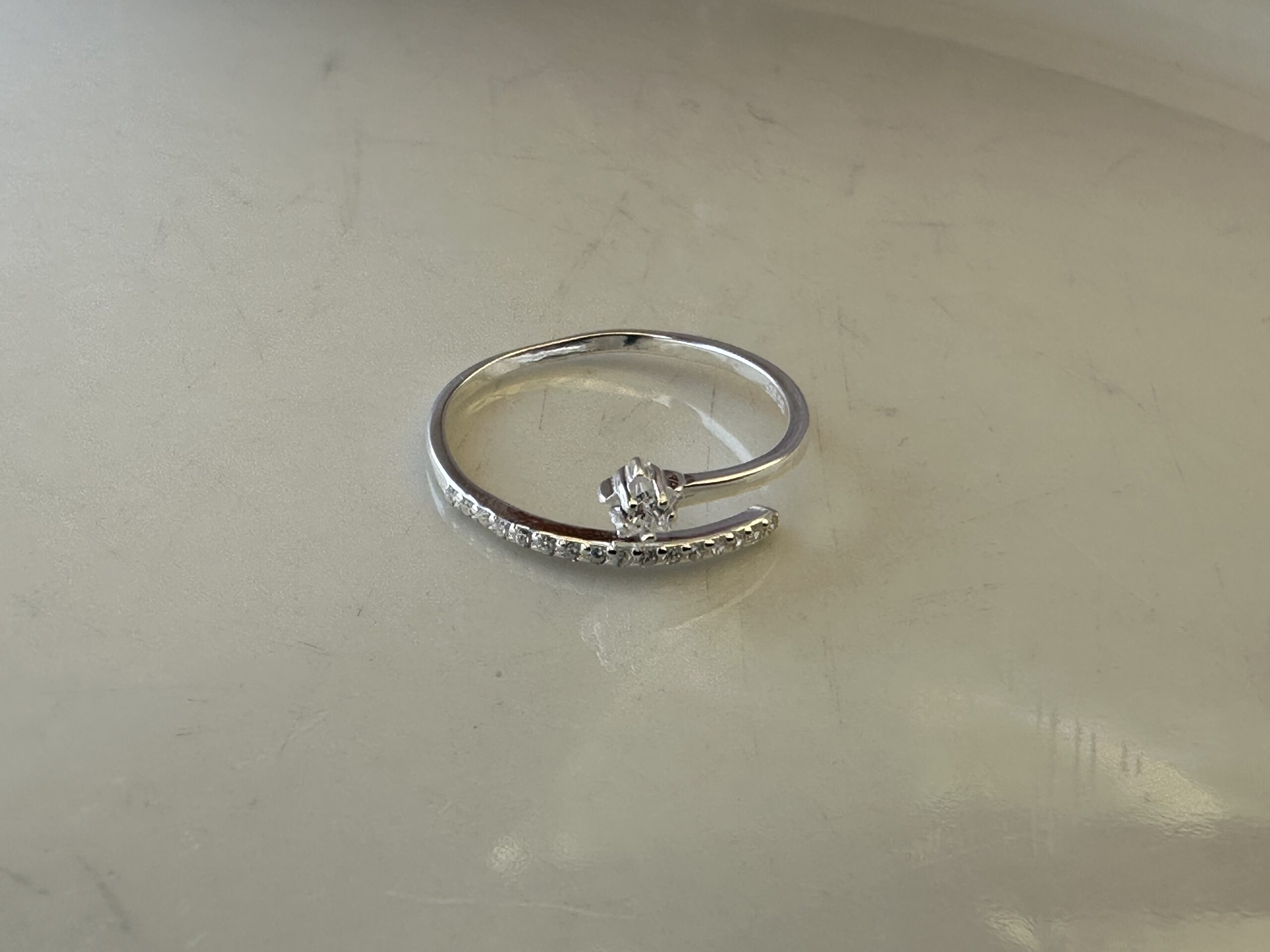 Anillo de plata ajustable con estrella