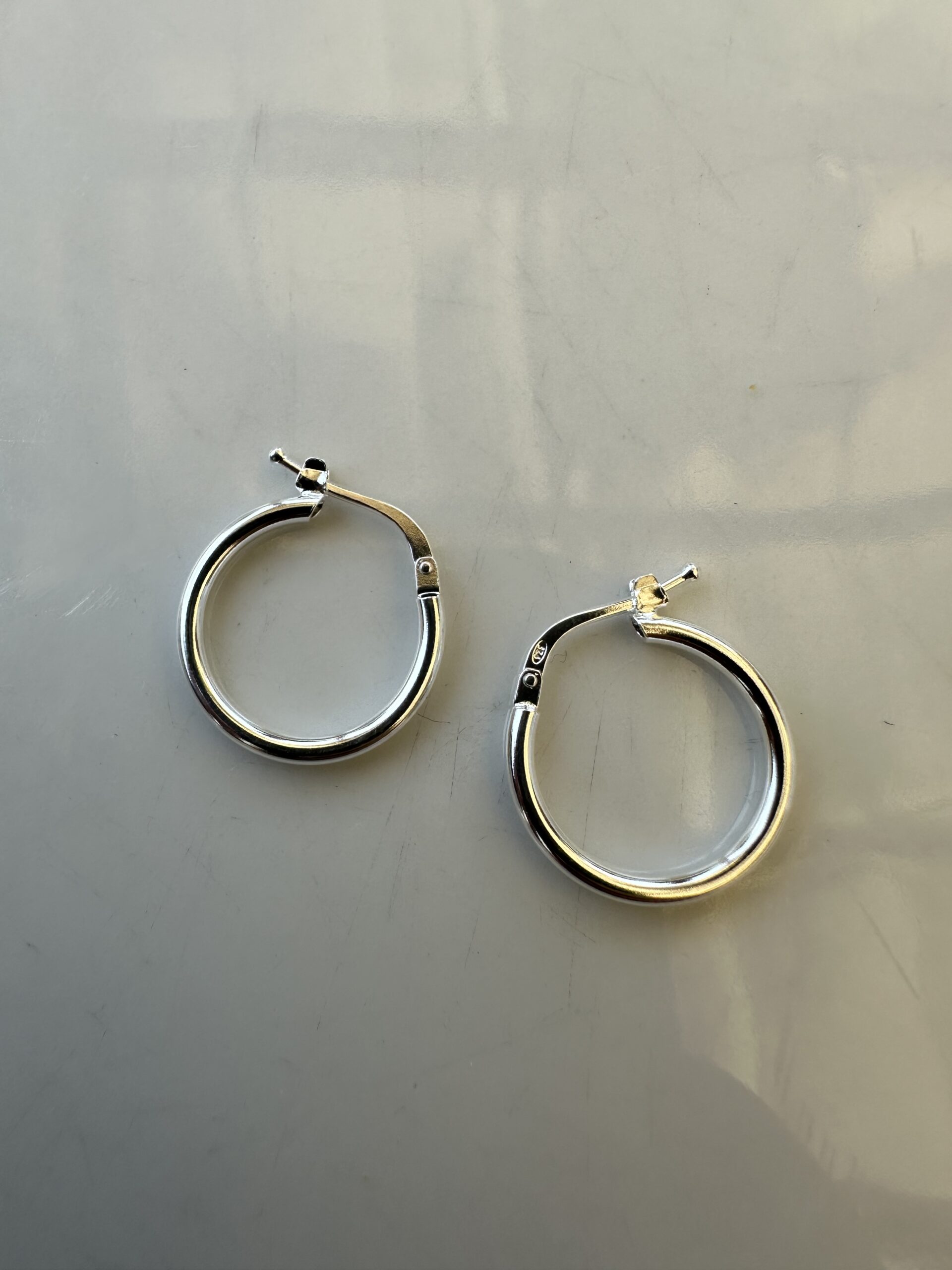 aro de plata liso 14mm